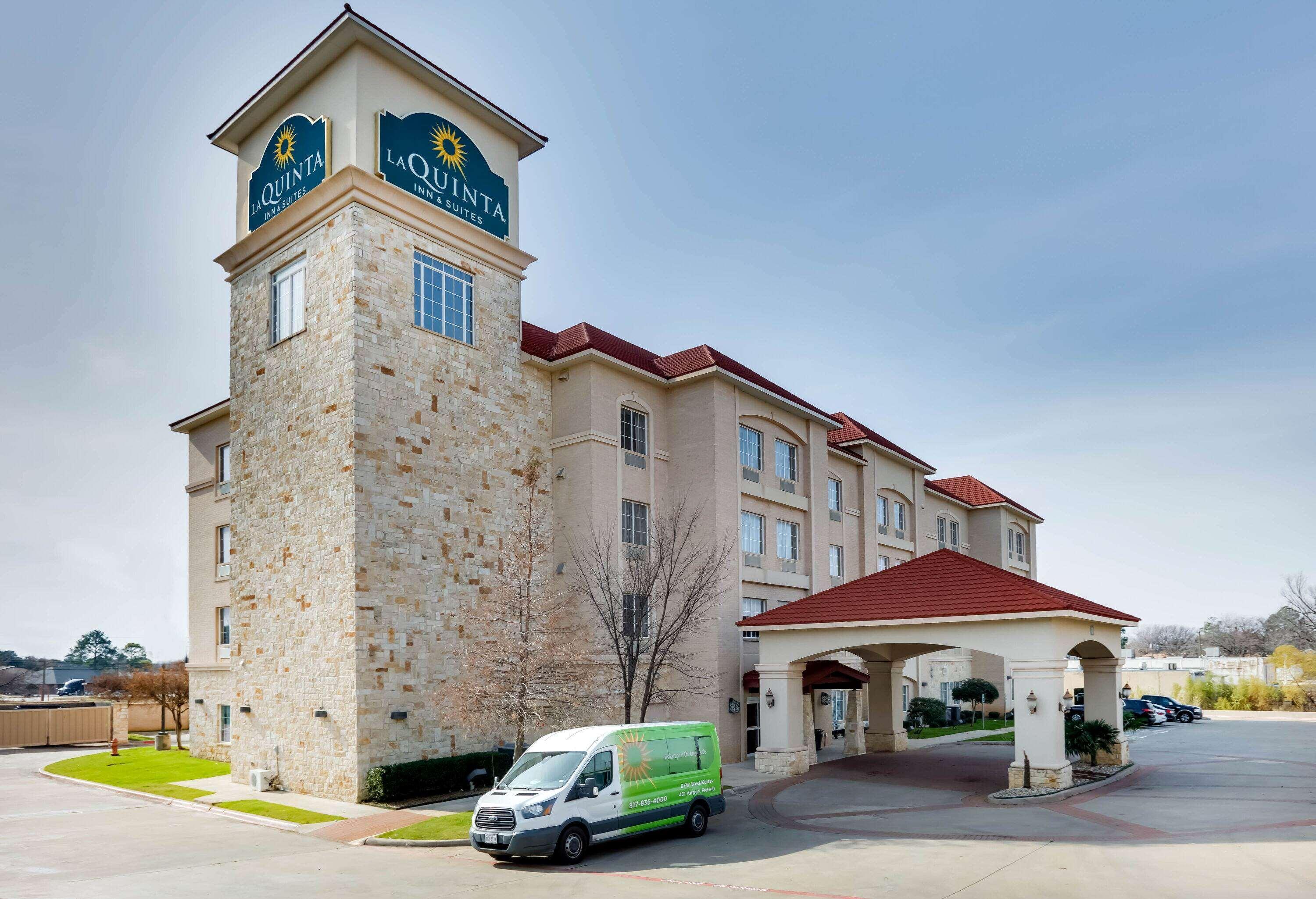 Hotel La Quinta By Wyndham Dfw Airport West - Euless Exterior foto